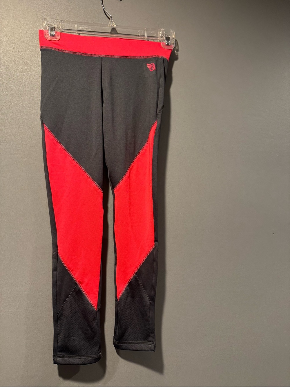 OshKosh B'gosh Black and Red Athletic Leggings